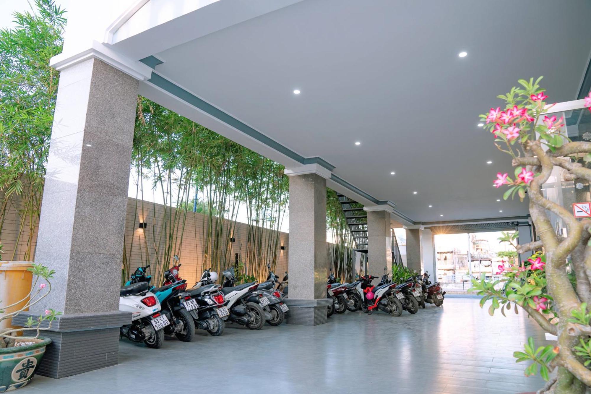 Song Tien Hotel Mỹ Tho Zewnętrze zdjęcie