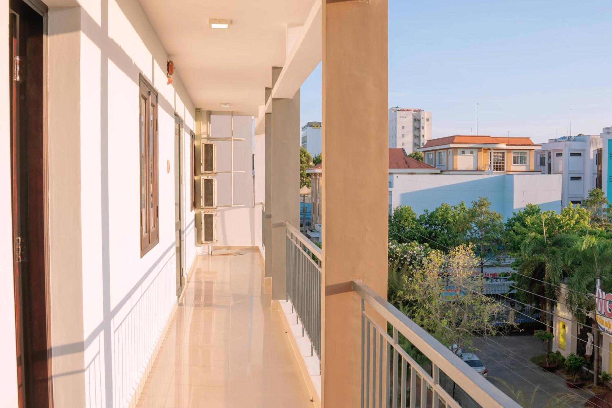 Song Tien Hotel Mỹ Tho Zewnętrze zdjęcie